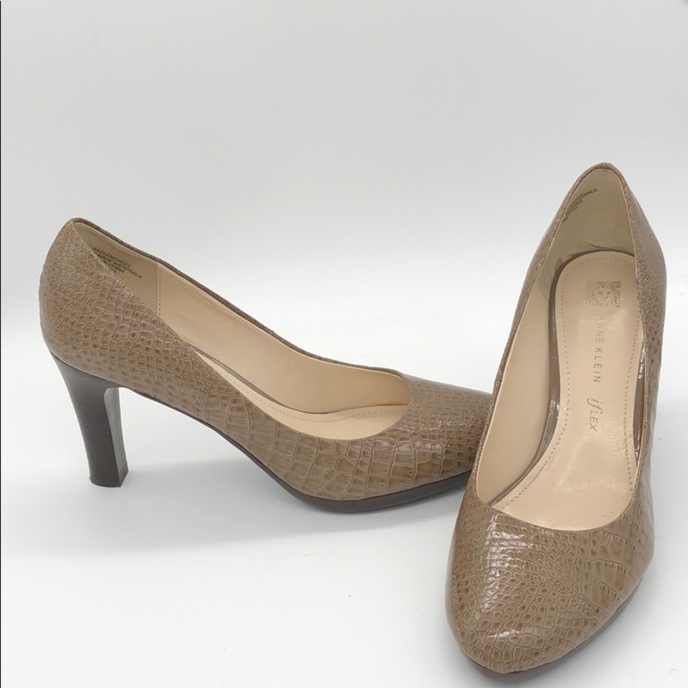 Anne Klein I flex Size 8 M